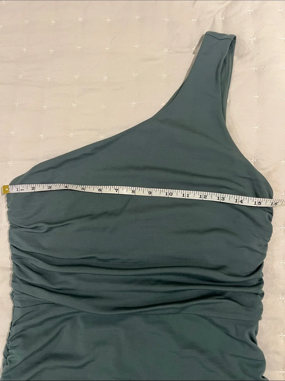 Express One-Shoulder Ruched Bodycon Dress - Picture 6 of 8
